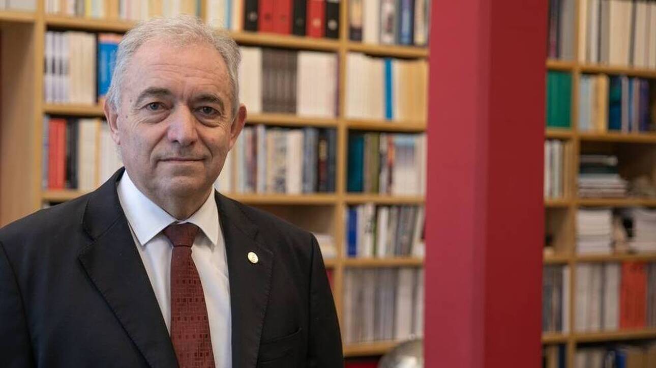 Ο καθηγητής Γεωλογίας, Ευθύμιος Λέκκας